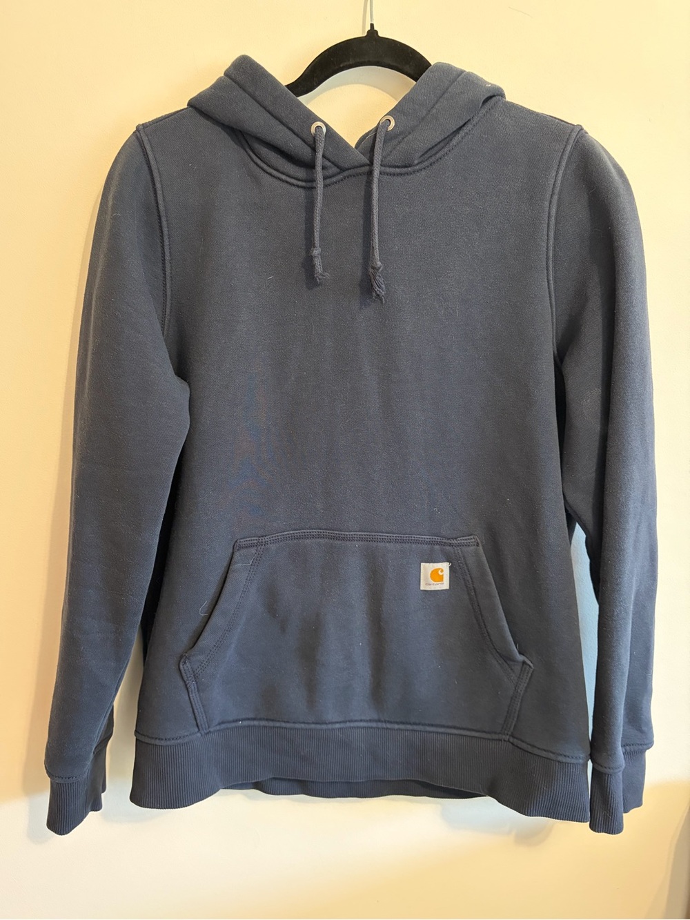 CARHARTT- women’s medium Midweight Hooded Sweatshirt in a deep navy blue